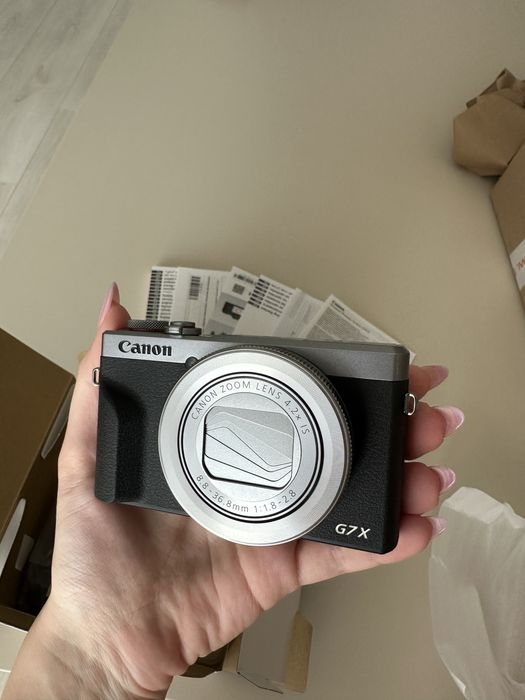 Canon G7X Mark III - NOU cu Garanție 2 ANI