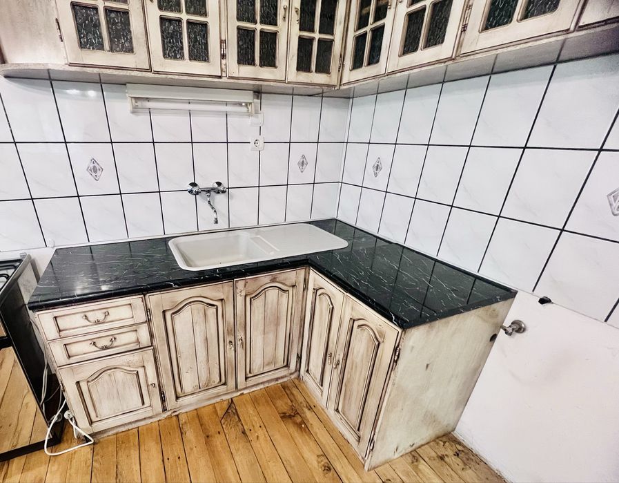 Ъглова Кухня  180/180