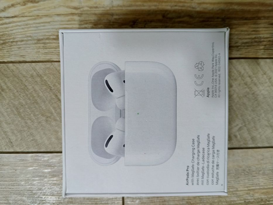 Беспроводные наушники AirPods Pro