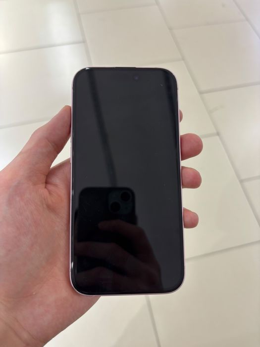 iPhone 15 128гб в хорошем состояний
