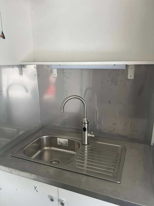 Бус за бързо хранене