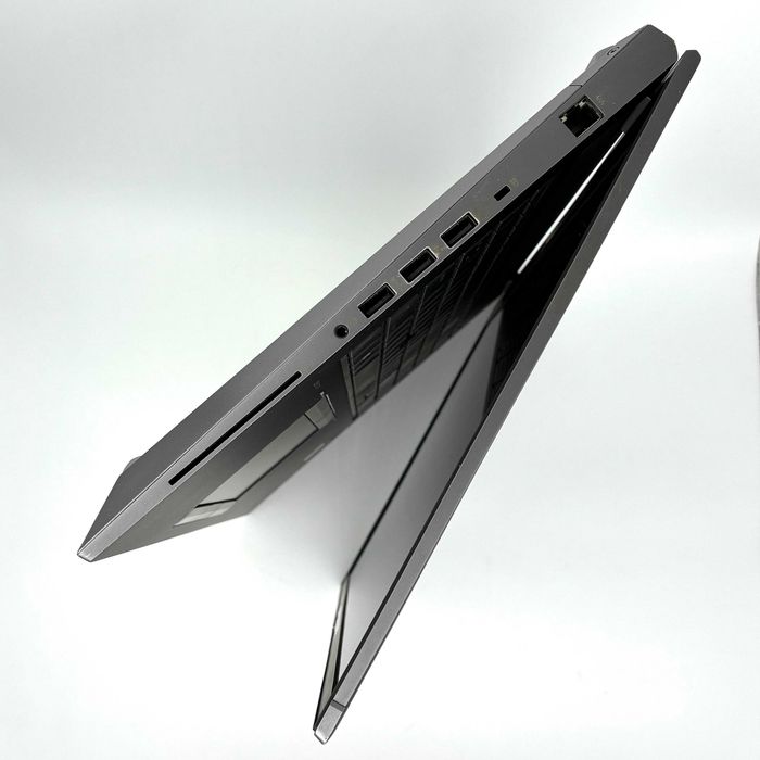Laptop REFURBISHED HP ZBook Fury 17 G7 17.3" FHD IPS, i7-10850H 5.1GHz, 16GB DDR4, 512GB SSD, Quadro RTX 3000 6GB | ComputerSystems.ro