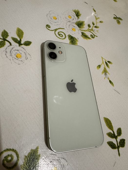 Продам iPhone 12 mini