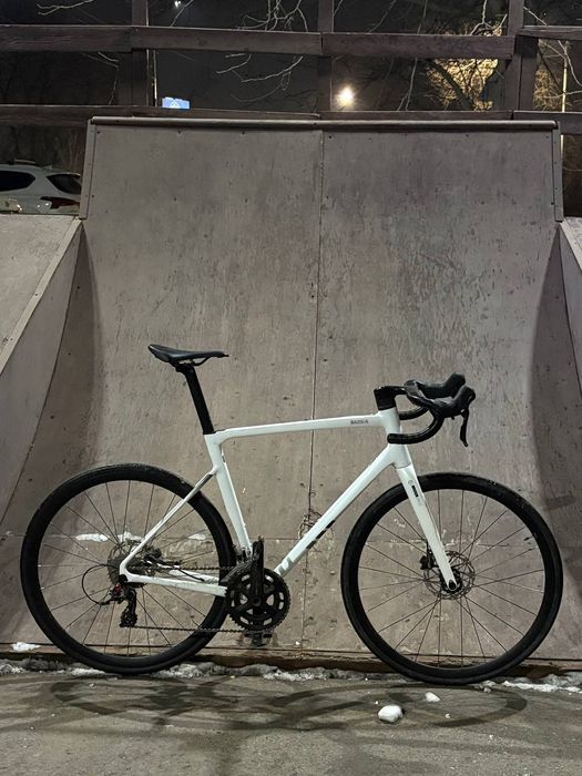 Шоссейный байк Twitter C6