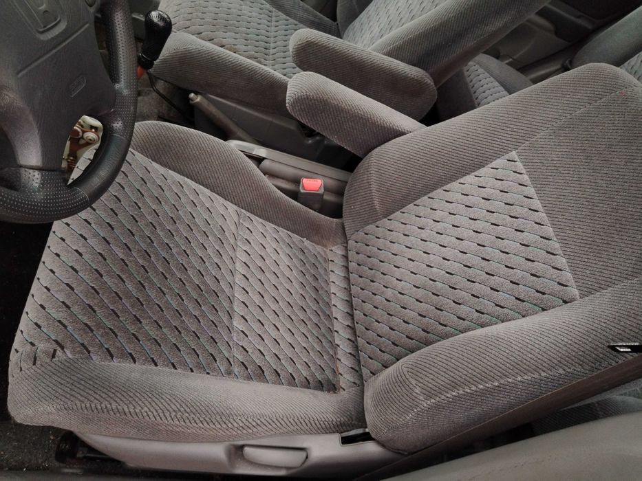 Honda CR-V 1-ген. 2.0i 147к.с. На Части