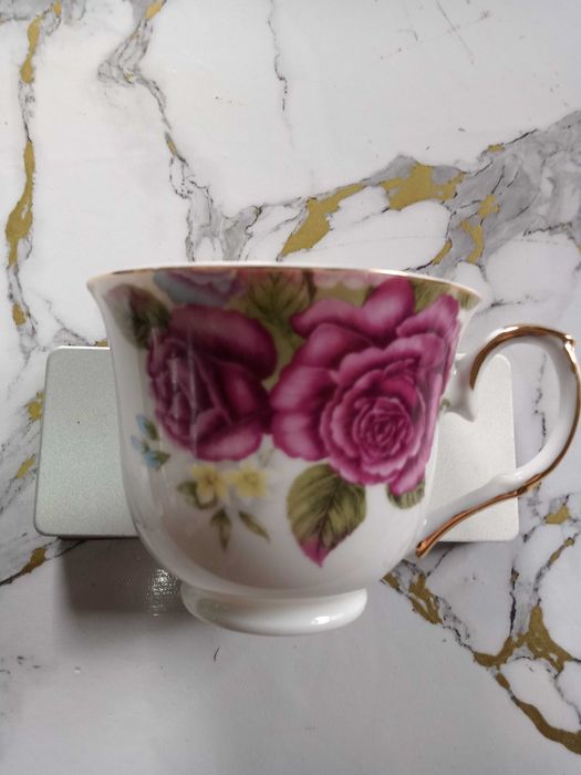 Чайный сервиз на  6 персон