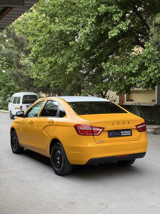 •Vesta 1.6L MT 2019 (Gen bor)•