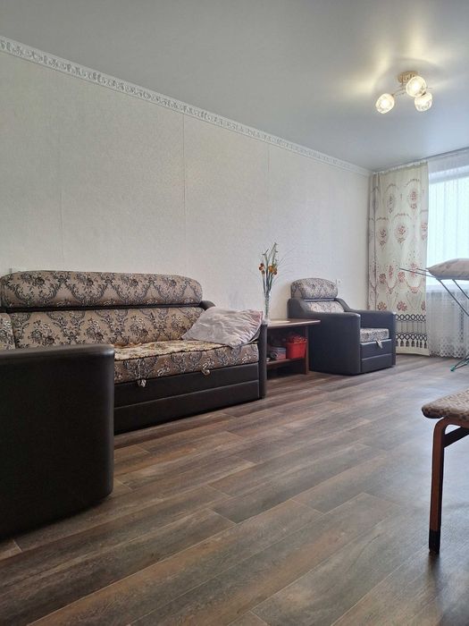 Продам 2 ком Ленинградку в Центре