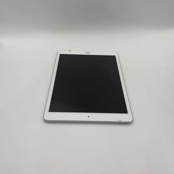 iPad 7 10,2 дюйма, 32 ГБ, цвет «космический серый», версия с Wi-Fi.