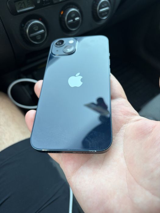 iPhone 13, 128gb, impecabil, 82% baterie, liber de rețea