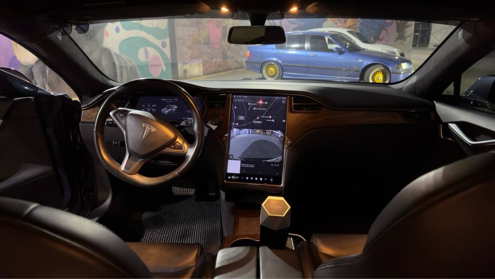 Tesla model s dual motors long range