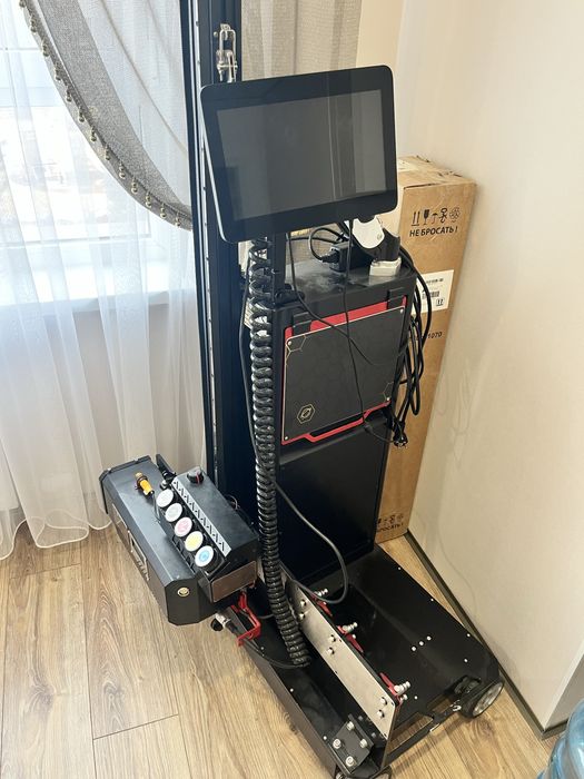 Вертикальный принтер, печать на стенах