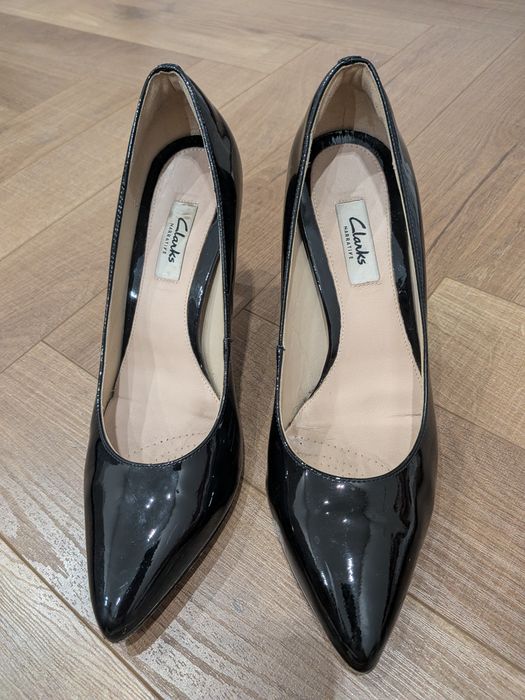 Почти новые туфли Clarks