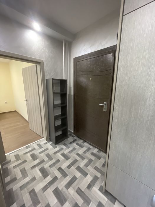 Дава се под наем Тристаен апартамент в Плевен, Дружба 1 - 70 кв.м за 550 € - Снимка #4