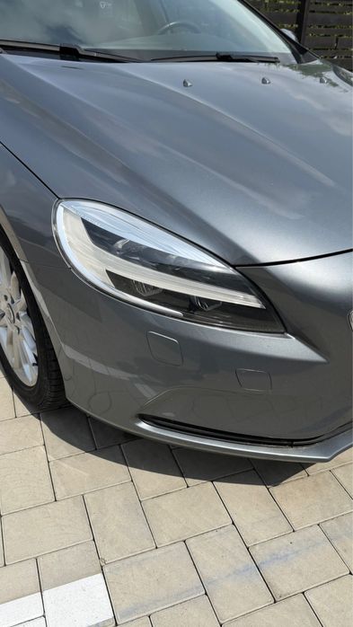 VOLVO V40 2017 — imagine 2