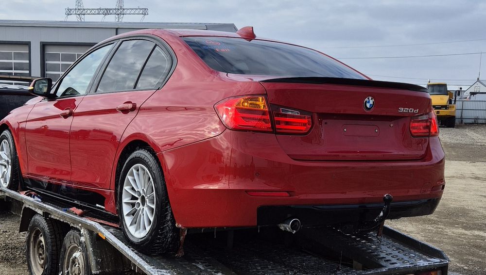 Bara/spoiler spate bmw seria 3 F30 2014