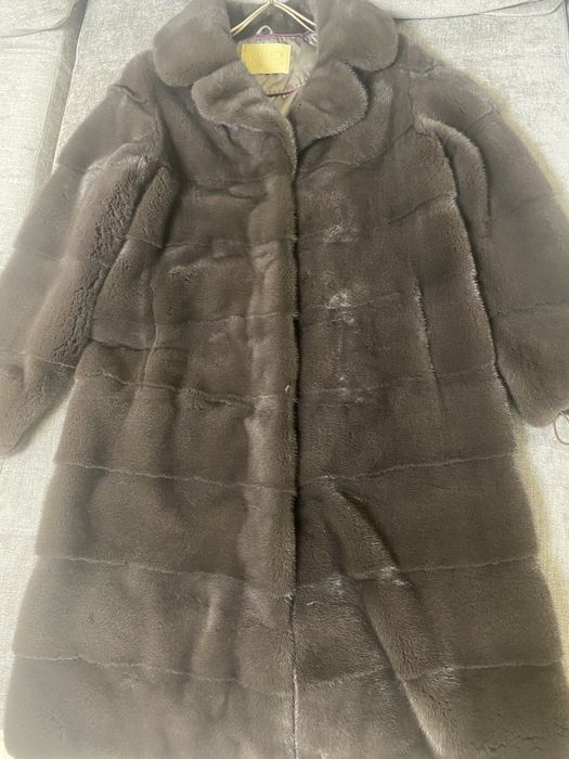 Продам норковую шубу