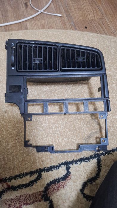 Рамка пассат б3 и прадо