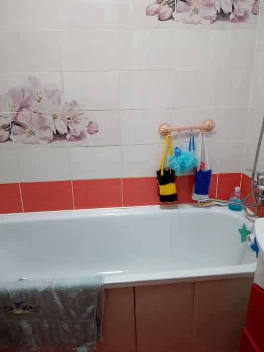 Сдам 2 комн. район Детской Обл. Больницы