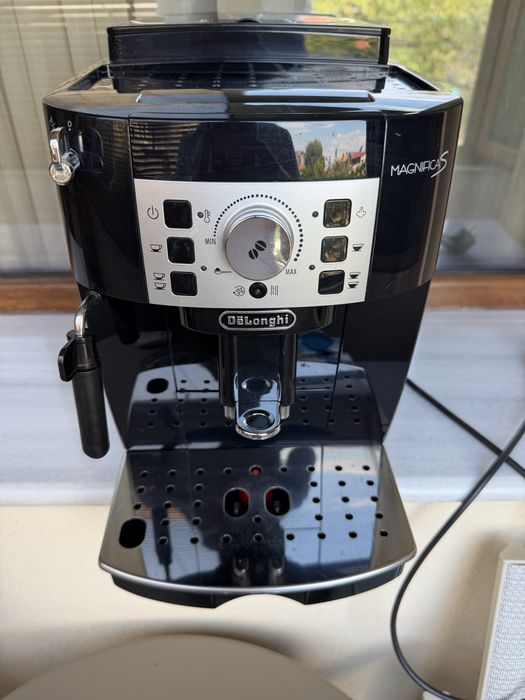 Кафе машина De’ Longhi