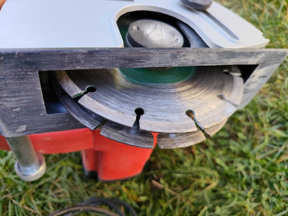 Freză pentru piatră și zidărie, electrică, în stare bună