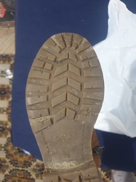 Cizmulite fetita marimea 35