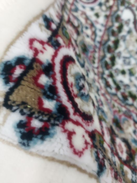 Продам коврики 2 штуки