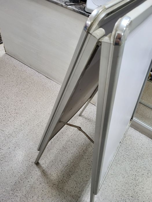 Штендер стойка для рекламы напольная