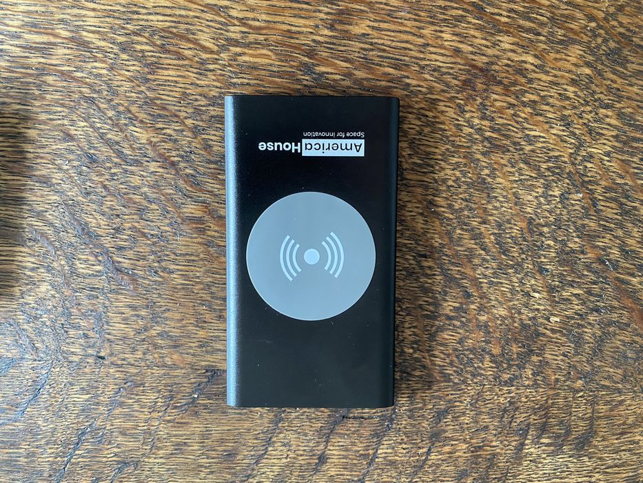 Baterie externa 4000 mAh - Powerflat, Negru / Wireless Power Bank