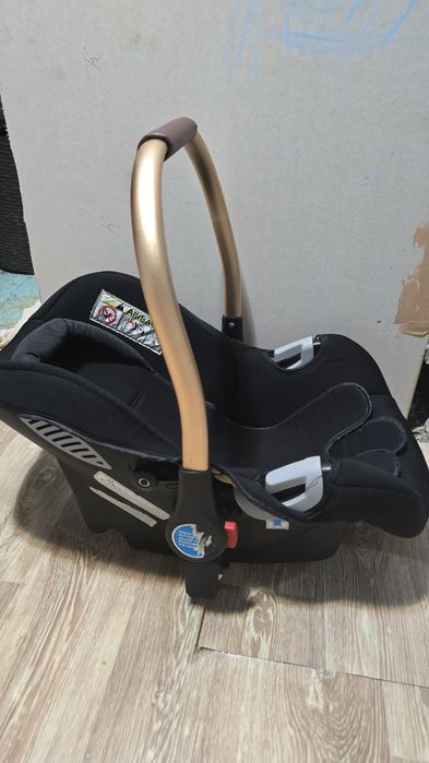 Автолюлька Автокресло