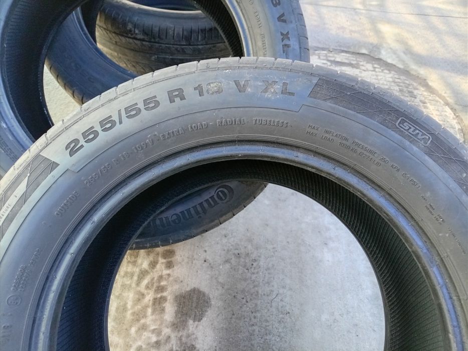 Гуми 255/55/18 4бр. RSC Континентал