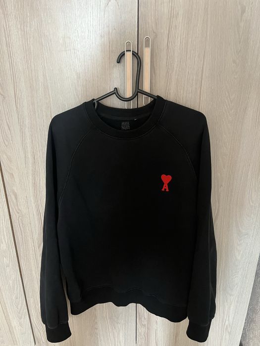 Продам кофту Ami