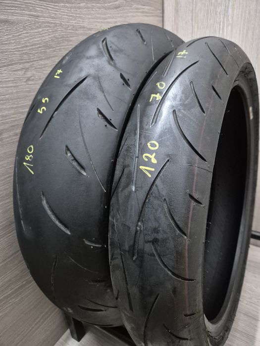 Set anvelope moto 120 70 17 cu 180 55 17 Dunlop roadsport 2 dot 3521