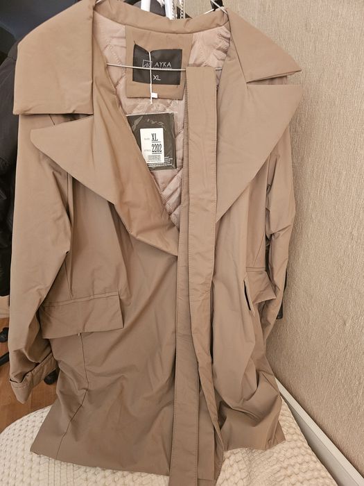 Продам женскую куртку