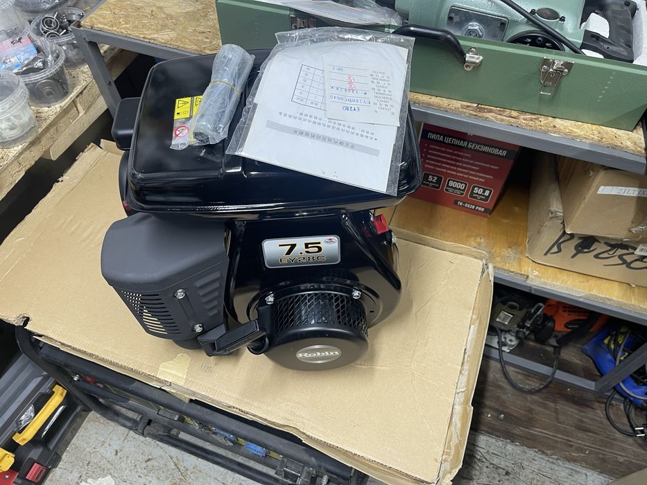 Двигатель Subaru-Robin EY28D