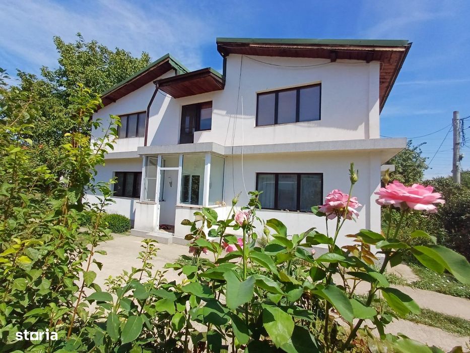 Vila 7 camere | Curte | 959 MP | Buda - Cornetu | Comision 0%