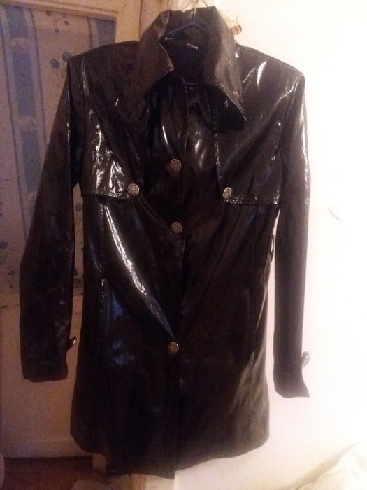 Плащи дождевик 46 размер 44 тоже есть