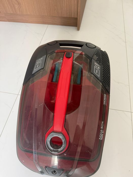 Продается моющий пылесос Thomas