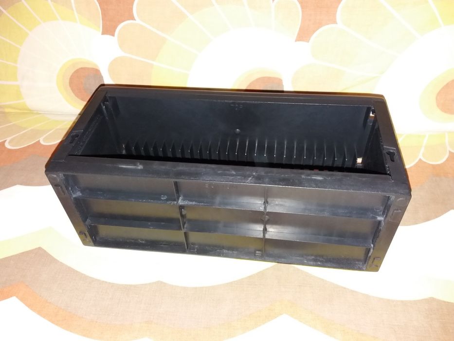 Дискетница подвесная на 24 диска