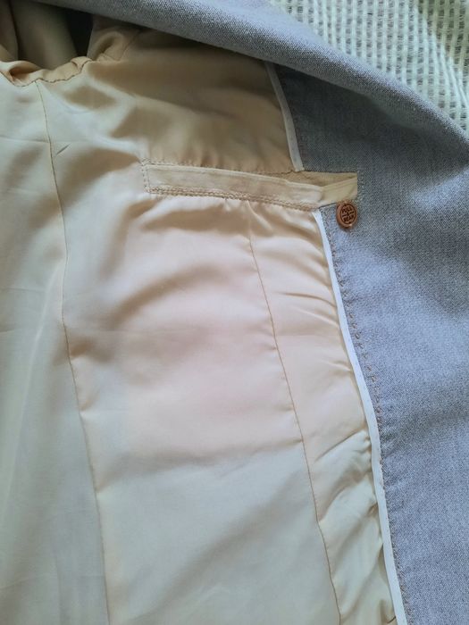 Pardesiu gri Pull&Bear S