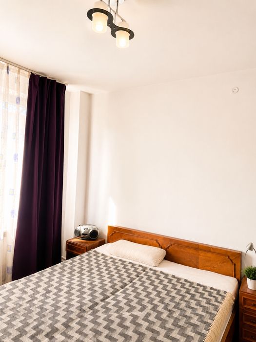 Apartament 2 camere ,etajul3, complet mobilat și utilat, centrală proprie pe gaz, bloc cărămidă, zona Policlinică Motru, J4-2-14, pret 37.500 euro