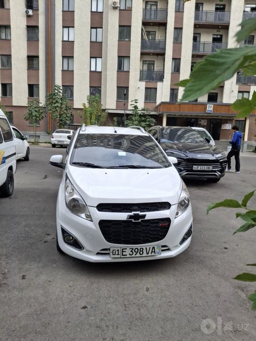 Спарк 3 пазится
