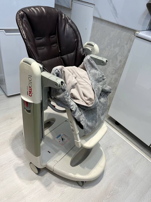 Детское кресло для кормления от Peg-Perego Tatamia