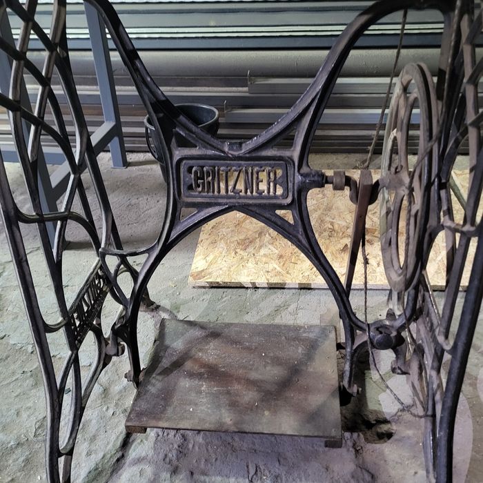 Советская швейная машина