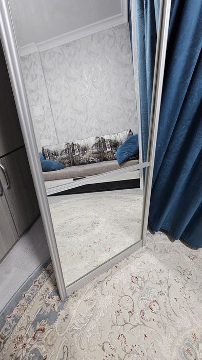 Дверь с зеркалом от шкафа купе