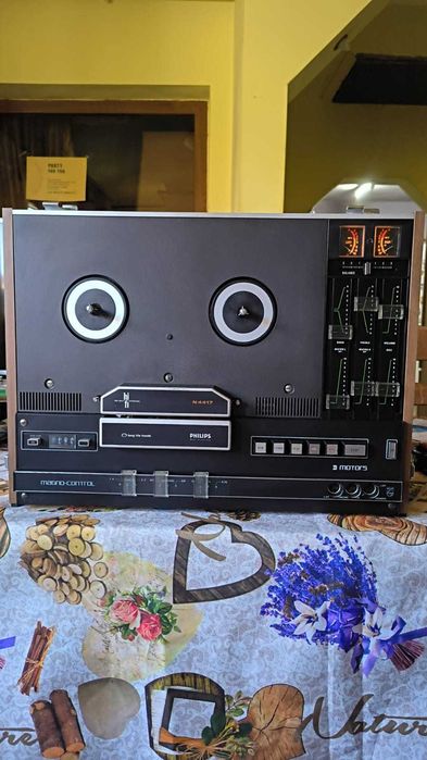 Magnetofon Philips N4417