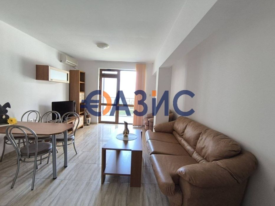 Продава се Тристаен апартамент в Свети Влас - 75 кв.м за 1407 €/кв.м - Снимка #11