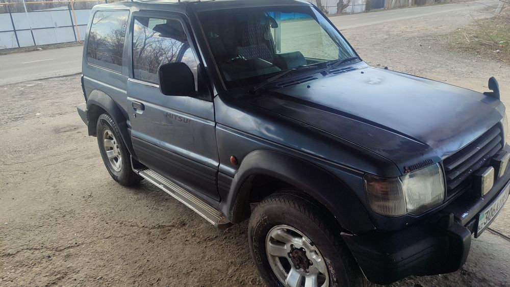 Продам Митсубиси Паджеро 2