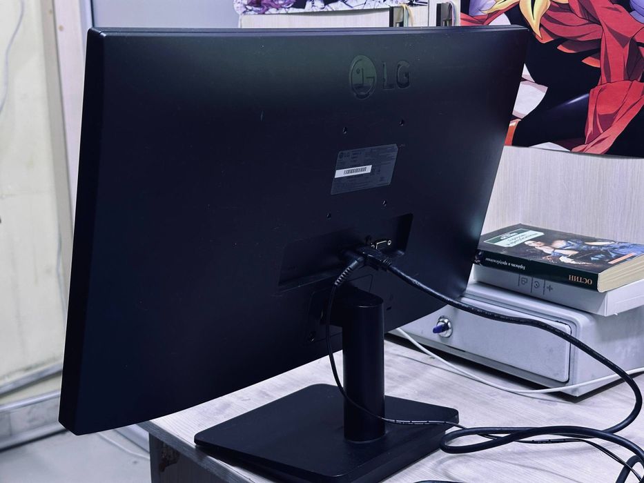 Монитор LG 22mp410