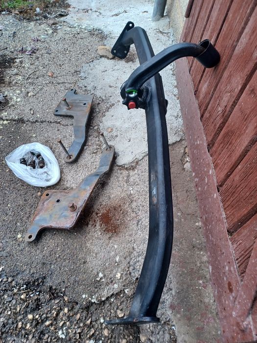 Продавам теглич за Рено Еспейс 4